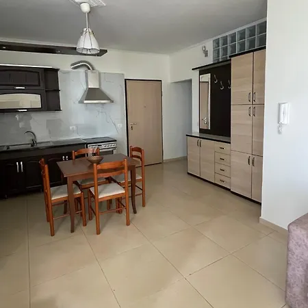 Plazhi Vjeter Apartament *