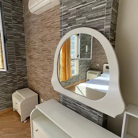 Plazhi Vjeter Wlora